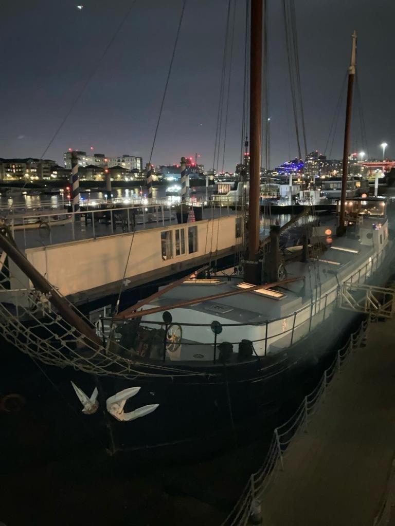 Ahoy London 호텔 외부 사진